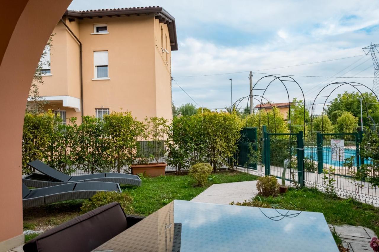 Apartmán Residenza Gelsomino Desenzano del Garda Exteriér fotografie